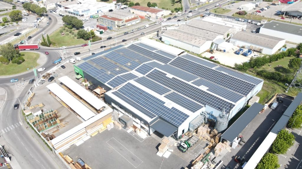 Installation en toiture - démarches administratives pour une centrale photovoltaïque